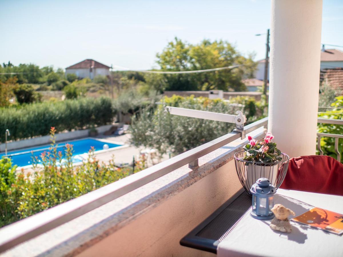 Apartments Zaton *